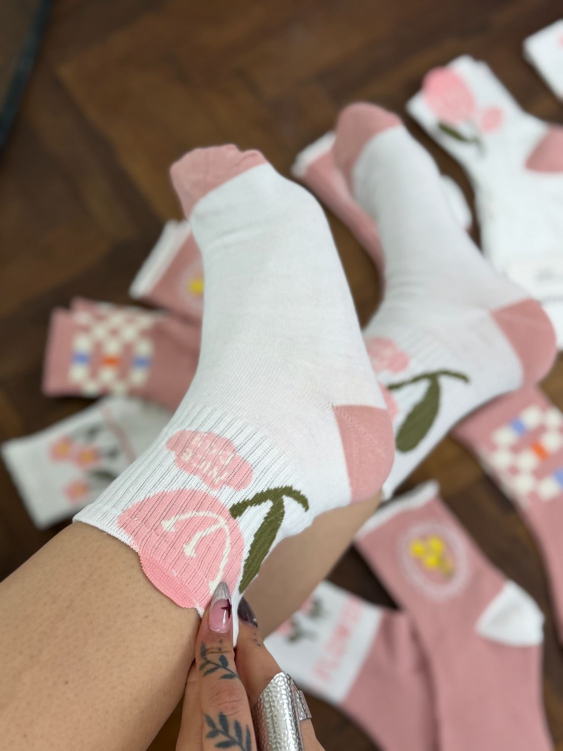 Docena de medias diseños flor