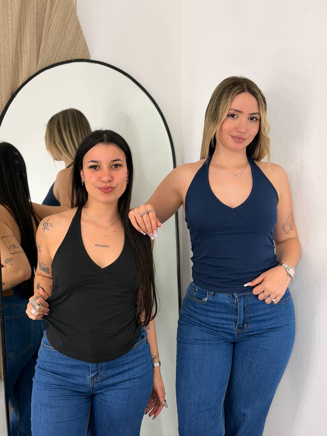 Top con breteles al cuello por mayor ($140 c/u paquete mínimo de 12 unidades) Top con breteles al cuello por mayor ($140 c/u paquete mínimo de 12 unidades)