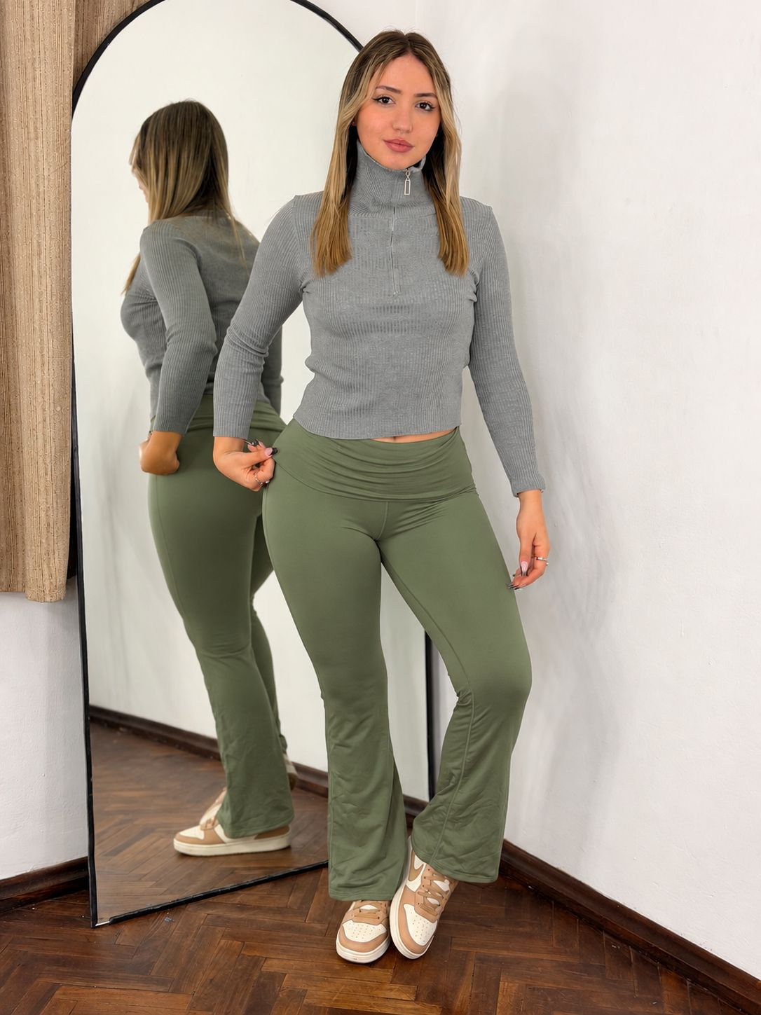 Calza oxford deportiva de cintura alta