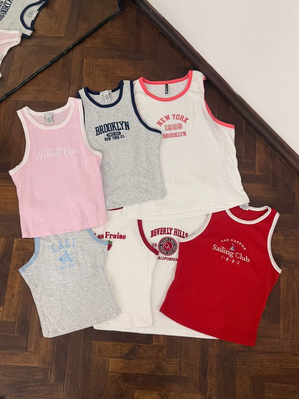 Musculosa deportiva estampada