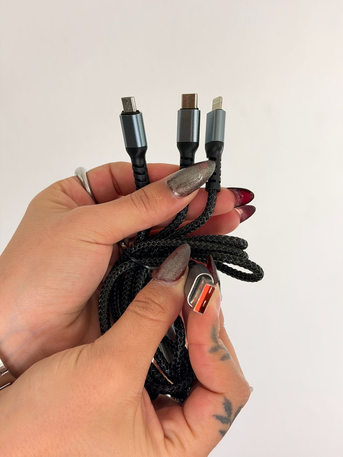 Cable de carga triple (tres en uno)