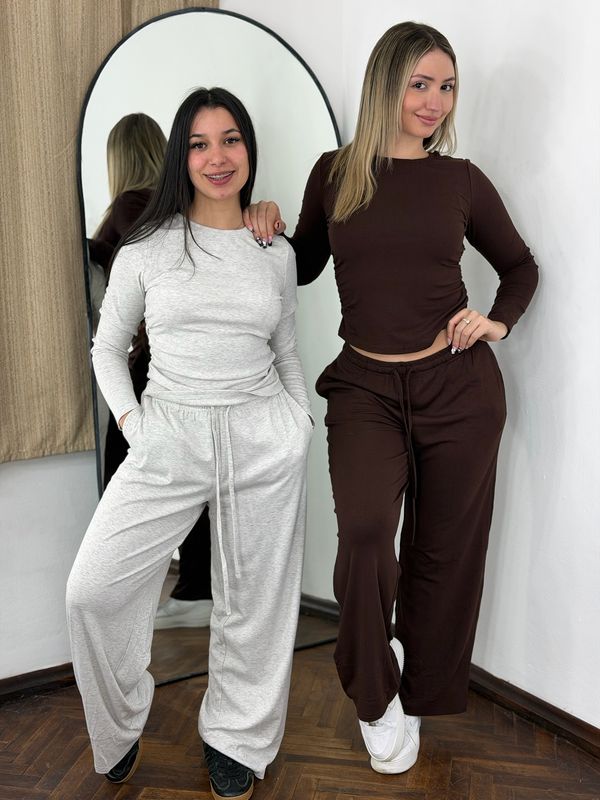 Conjunto de Pantalon y Remera manga larga