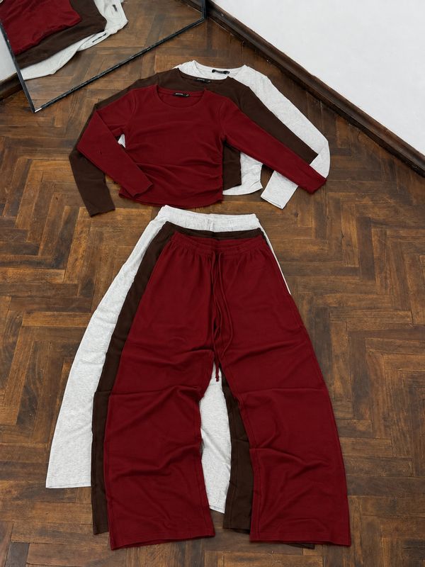 Conjunto de pantalon y remera manga larga