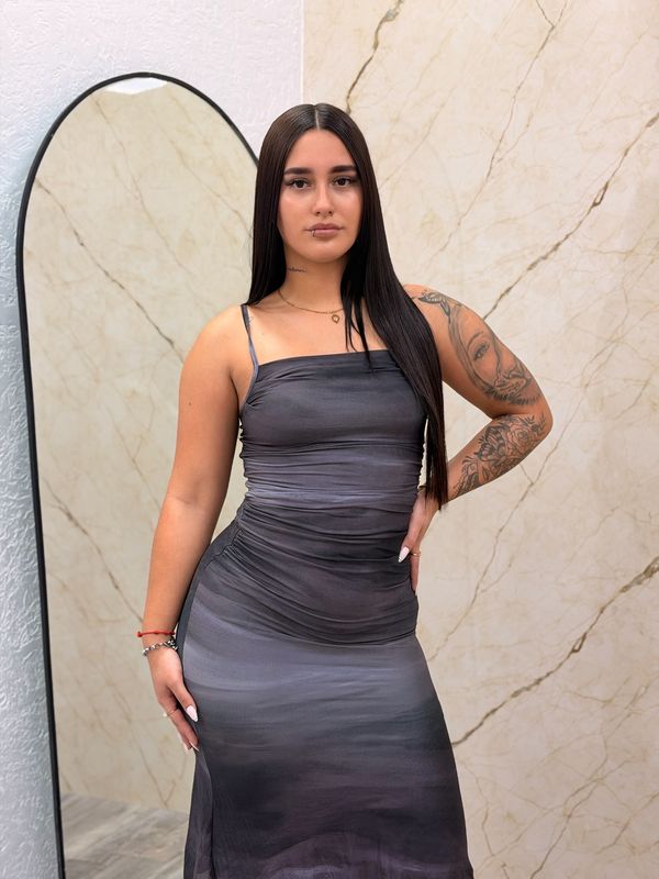 Vestido de mujer de tul tie dye
