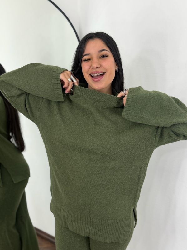 Conjunto de palazo y buzo de hilo