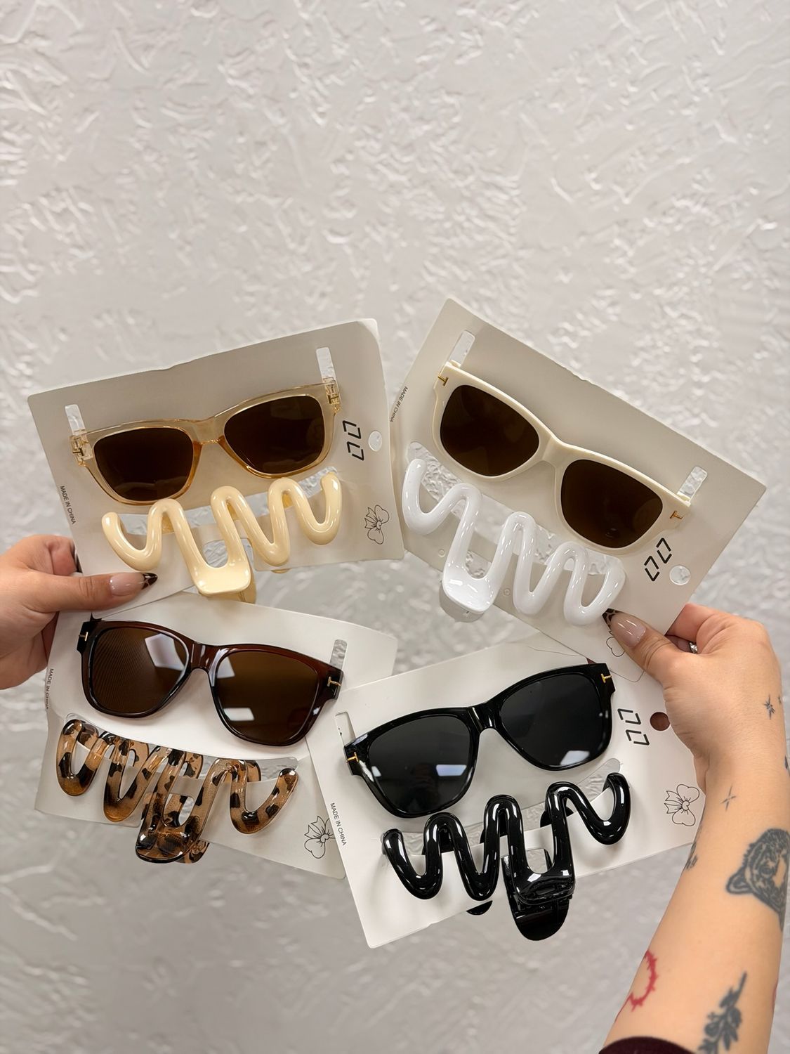 Set Lentes de sol y pinza de cabello
