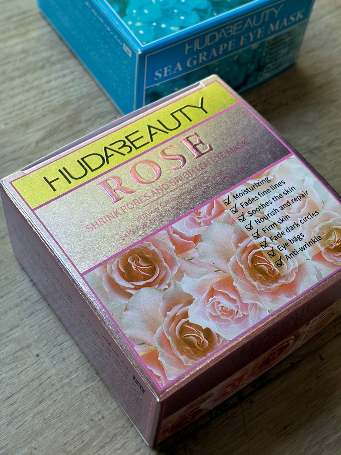 Paquete de Mascarillas Parches para Ojos de Rosas Paquete de Mascarillas Parches para Ojos de Rosas