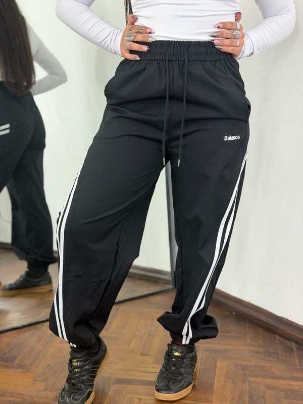 Pantalon deportivo con rayas x mayor ($490 c/u paquete minimo de 12 unidades)