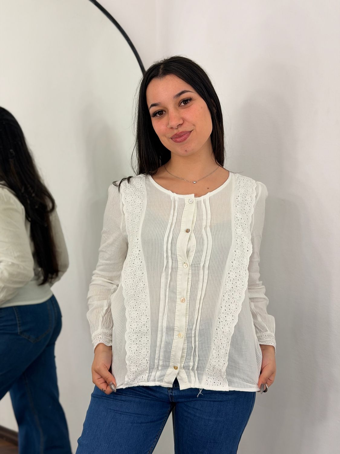 Camisa de Hilo con Encaje