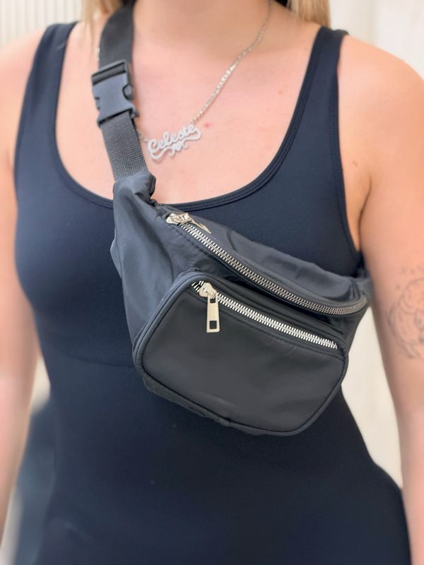 Riñonera unisex por mayor ($180 c/u paquete de 12 unidades )