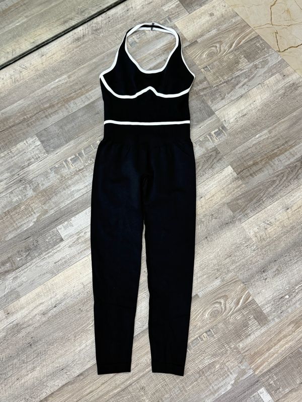 Catsuit skinny con lineas