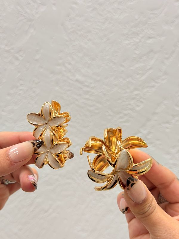Set de pinza de flor por mayor ($140 c/u paquete de 12 unidades)