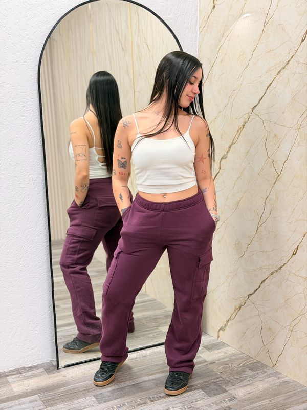 Pantalon deportivo cargo