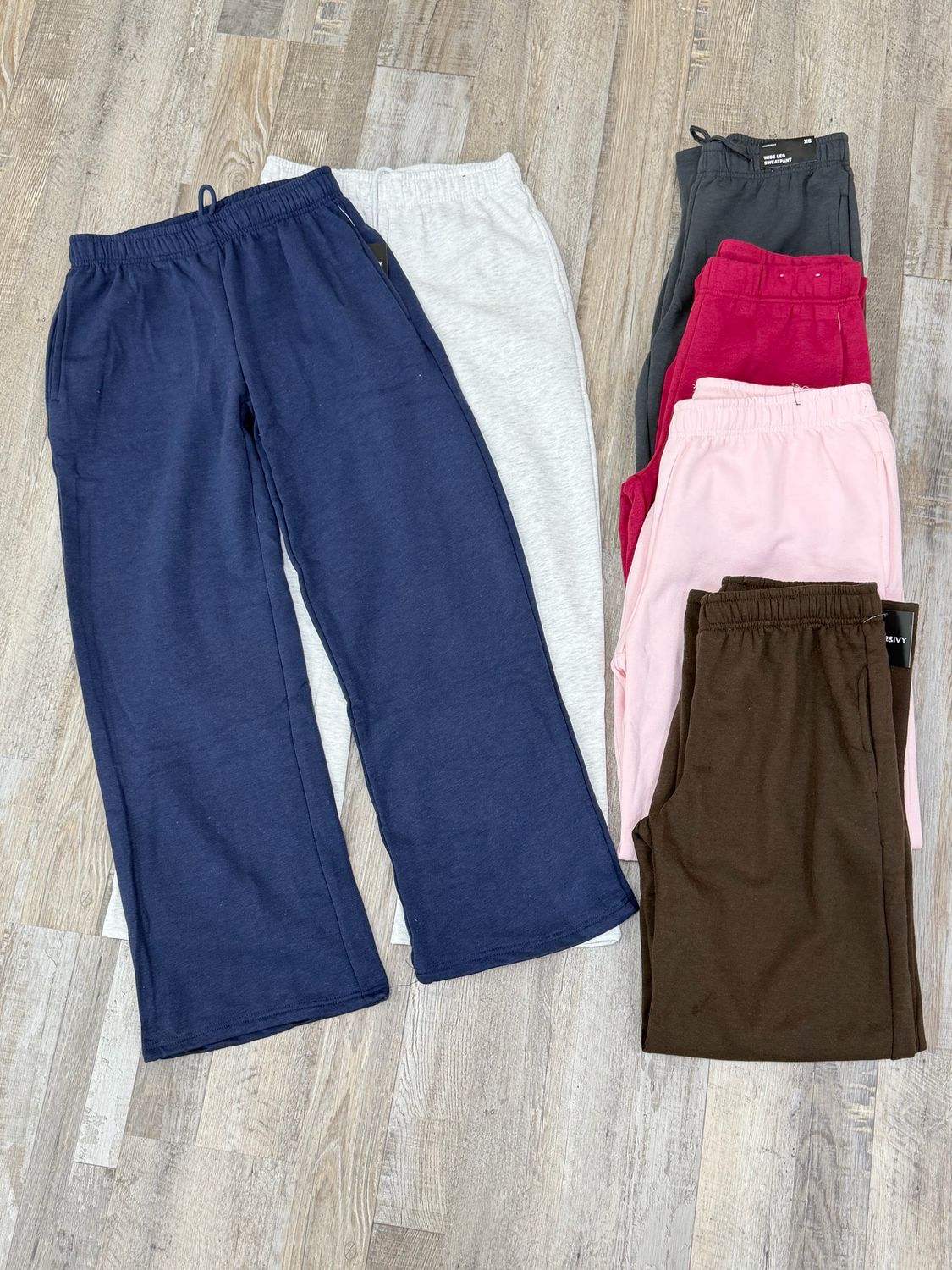 Pantalon ancho deportivo
