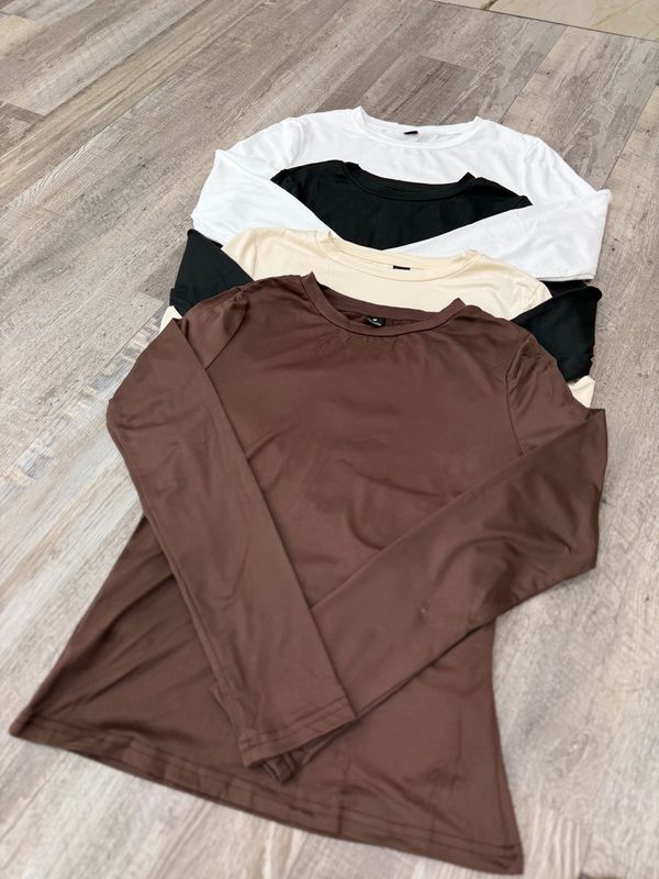 Remera basica mangas largas
