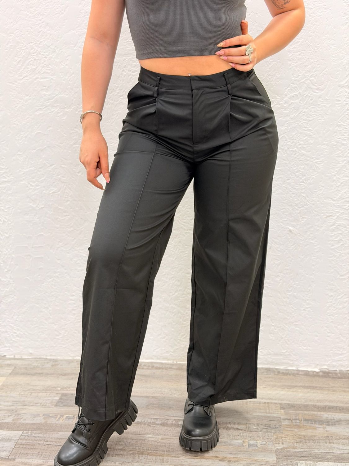 Pantalon sastrero elegante Pantalon sastrero elegante