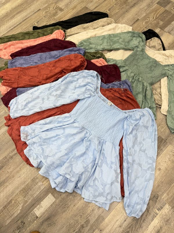 Vestido de tul estampado mangas largas