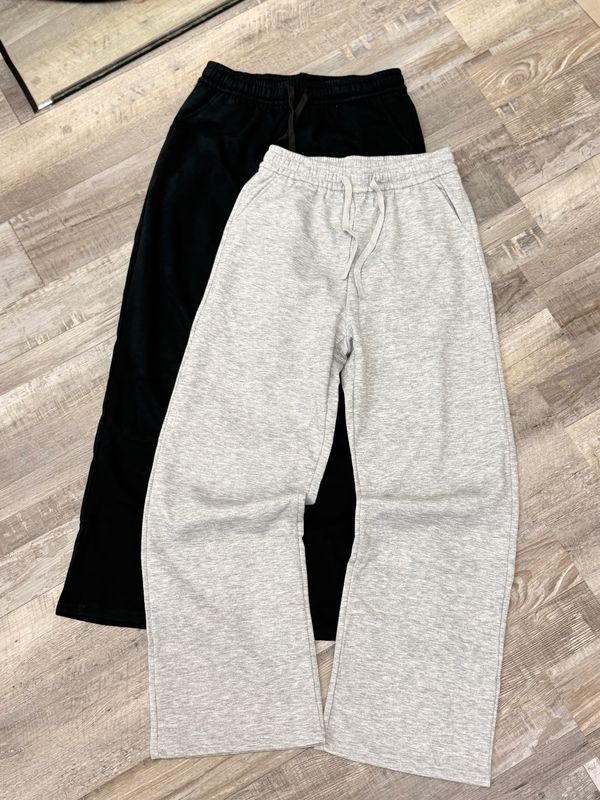 Pantalon ancho deportivo