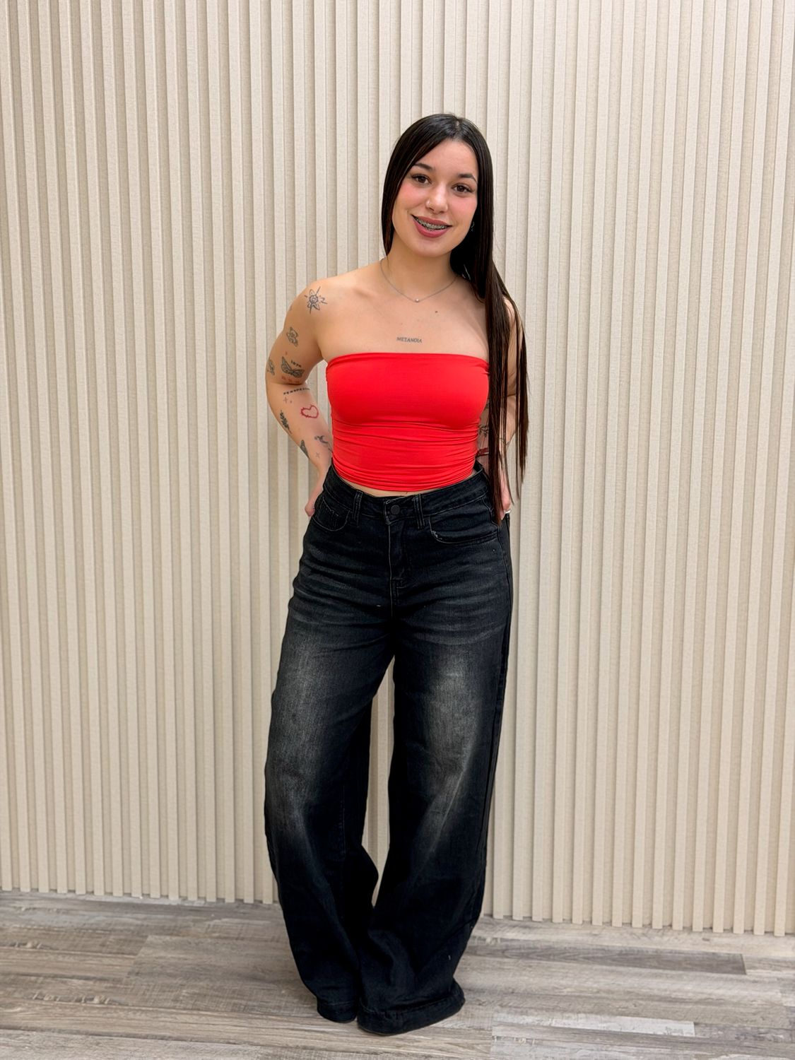 Jeans ancho acampanado degradado por mayor ($990 c/u paquete de 12 unidades)