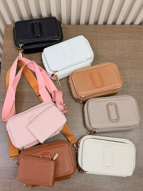 Bolso bandolera con correa por mayor ($ 290 c/u paquete de 12 unidades)