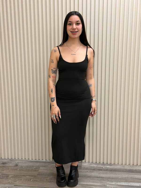 Vestido con breteles por mayor ($290 c/u paquete de 12 unidades)