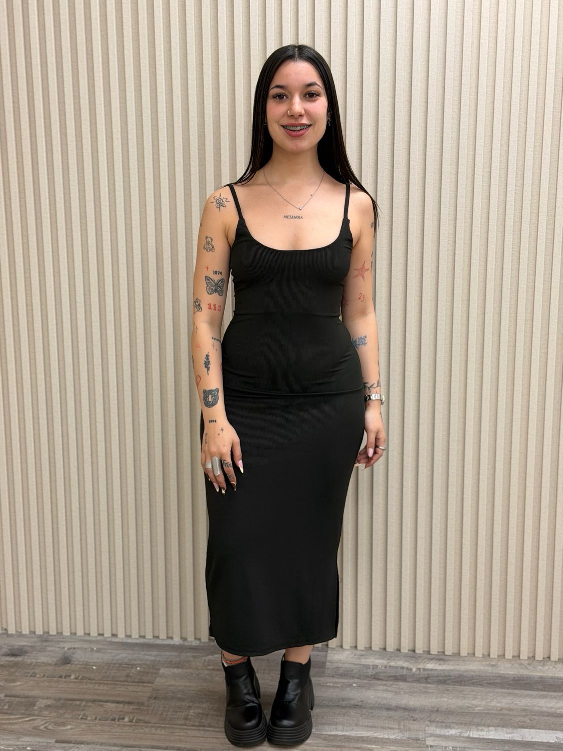 Vestido con breteles por mayor ($290 c/u paquete de 12 unidades)