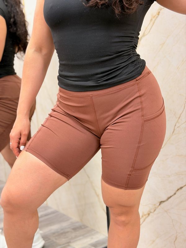 Biker deportiva con bolsillo por mayor ($250 c/u paquete de 12 unidades)