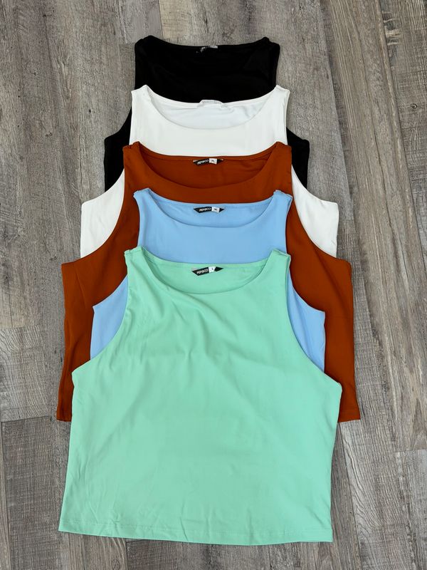 Musculosa basica por mayor ($190 c/u paquete de 12 unidades)