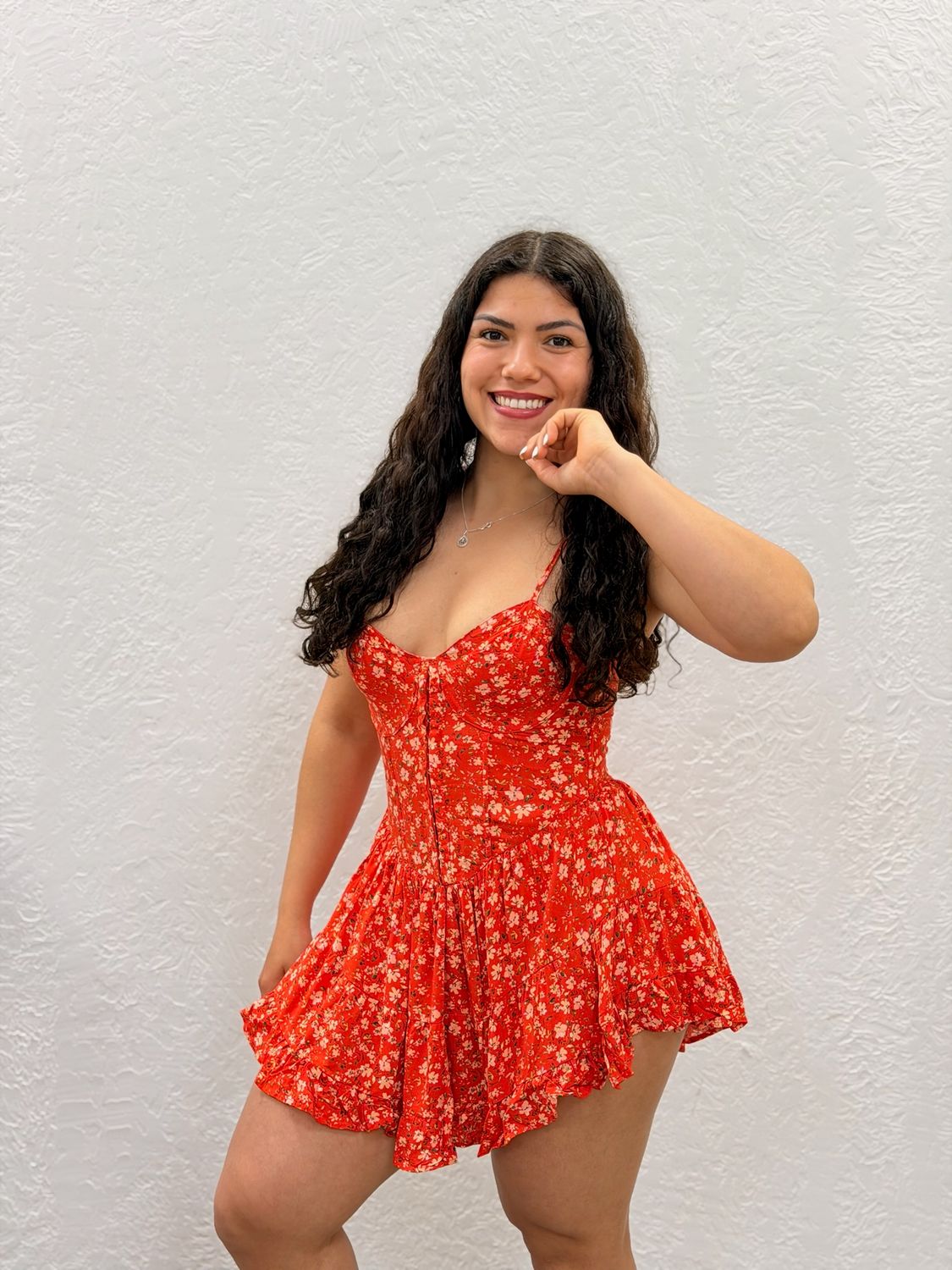 Vestido con volados y breteles por mayor ($390 c/u paquete de 12 unidades)