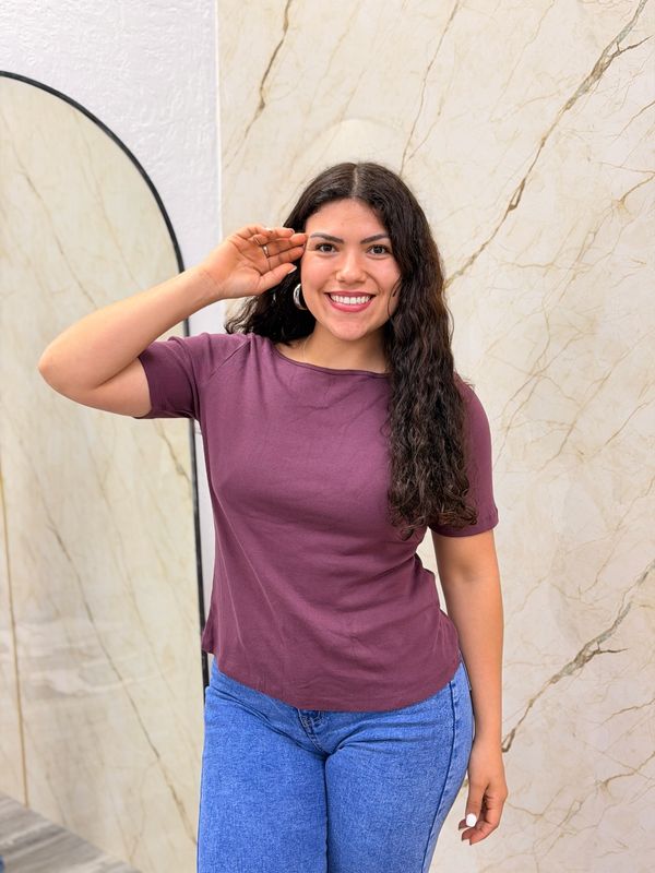 Remera basica mangas cortas por mayor ($190 c/u paquete de 12 unidades)