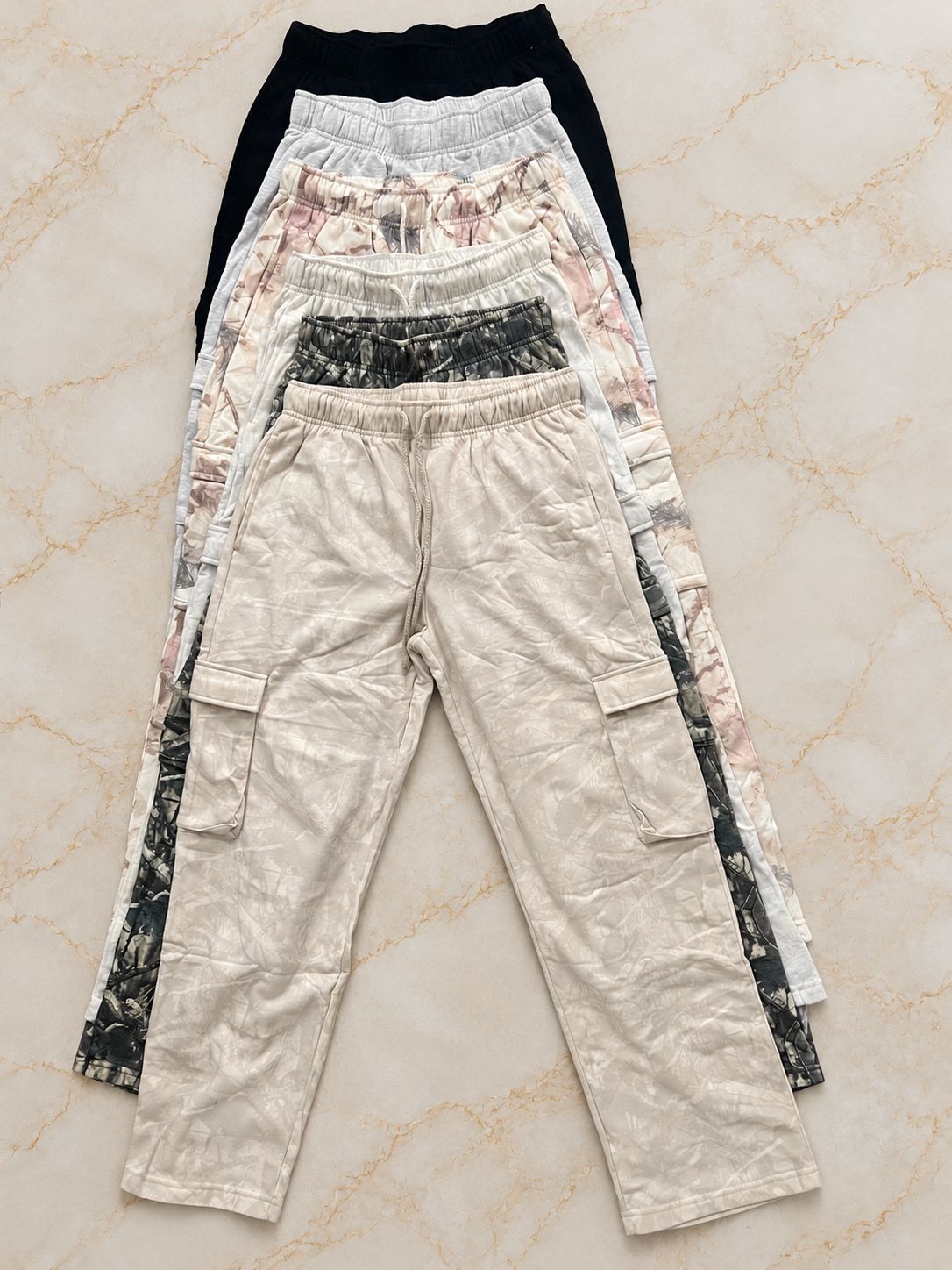 Pantalon deportivo cargo por mayor ($390 c/u paquete de 12 unidades)