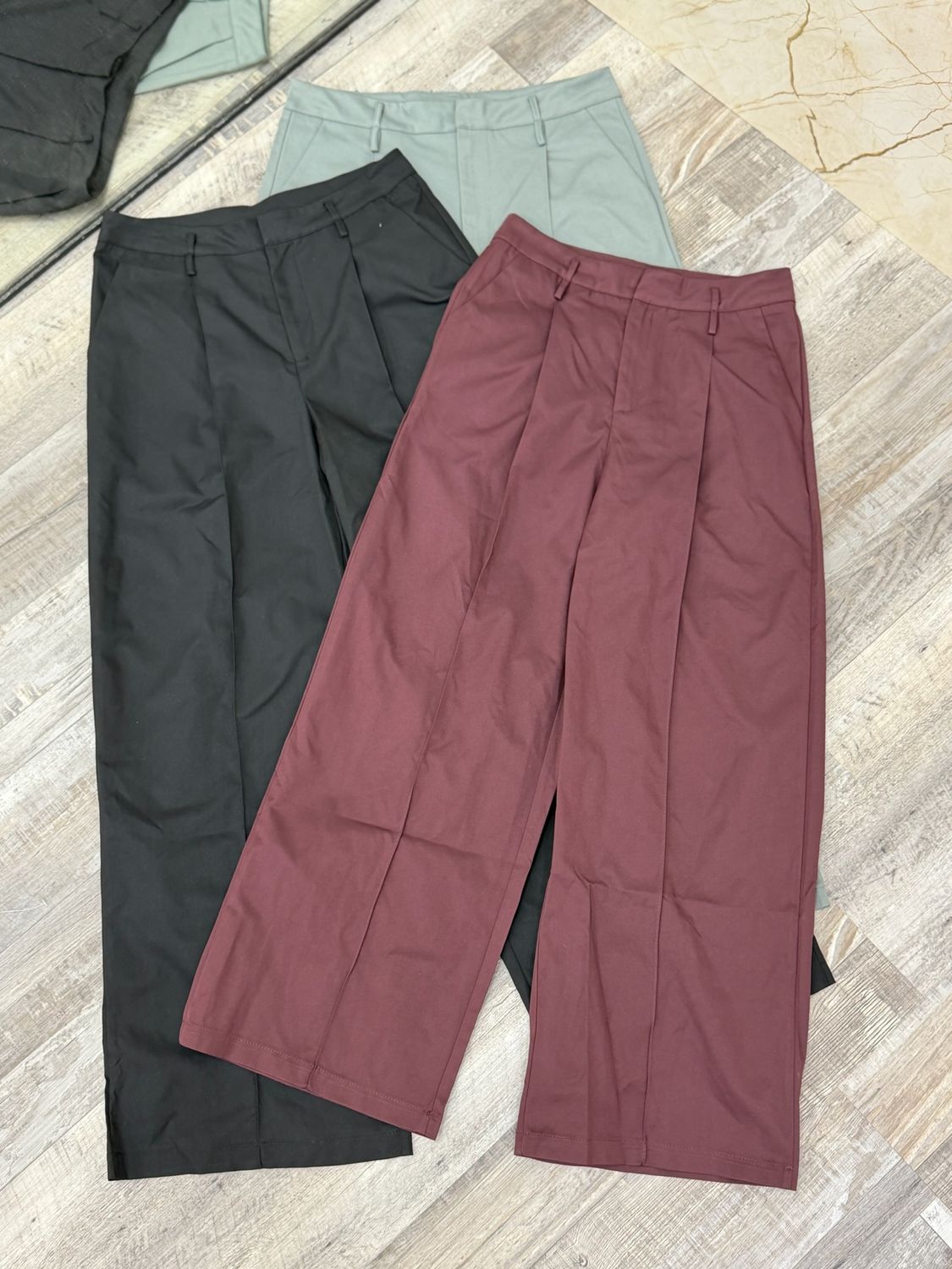 Pantalon sastrero por mayor ($390 c/u paquete de 12 unidades) Pantalon sastrero por mayor ($390 c/u paquete de 12 unidades)