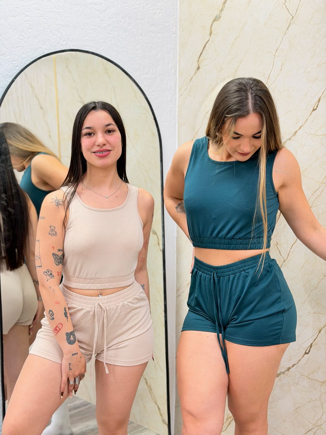 Conjunto de top y short por mayor ($290 c/u paquete de 12 unidades)