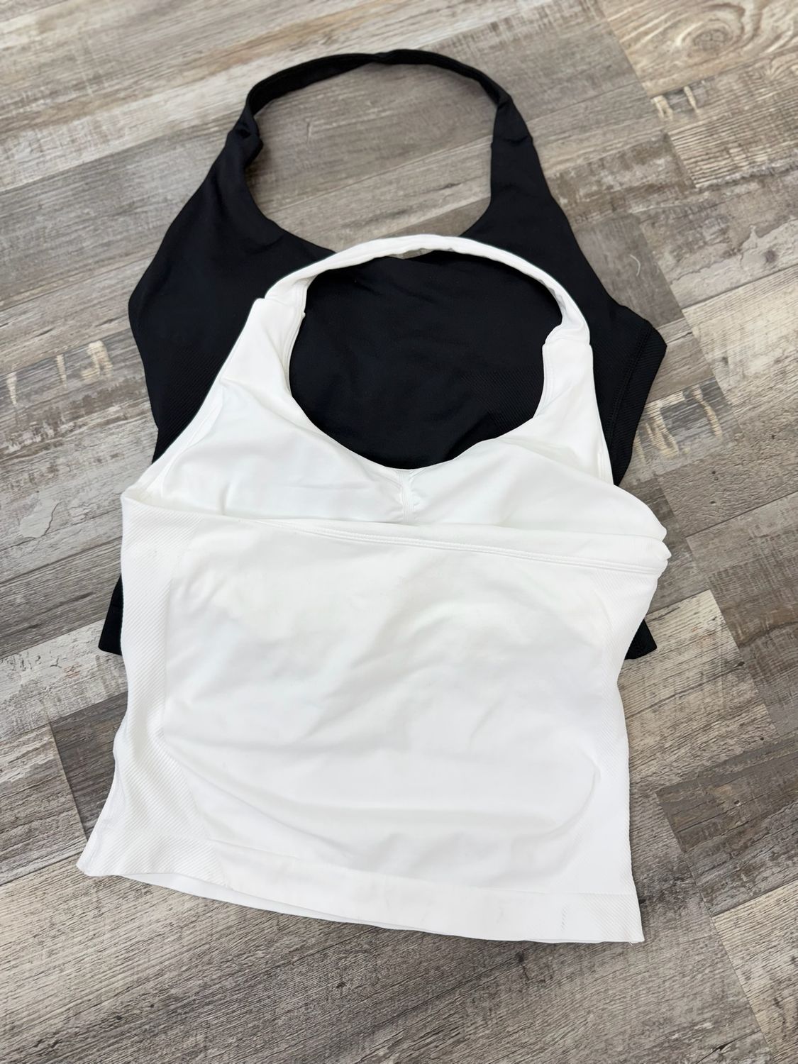 Top con push up con breteles al cuello por mayor ($350  c/u paquete de 6 unidades)