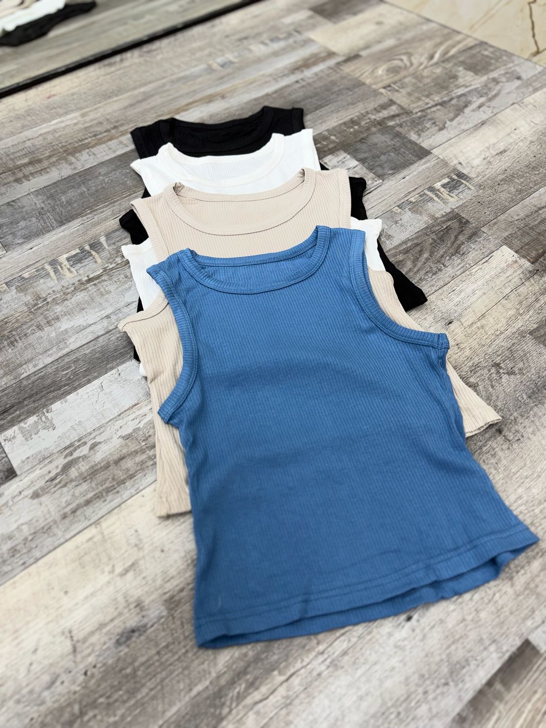 Top musculosa por mayor ($190 c/u paquete de 6 unidades) Top musculosa por mayor ($190 c/u paquete de 6 unidades)