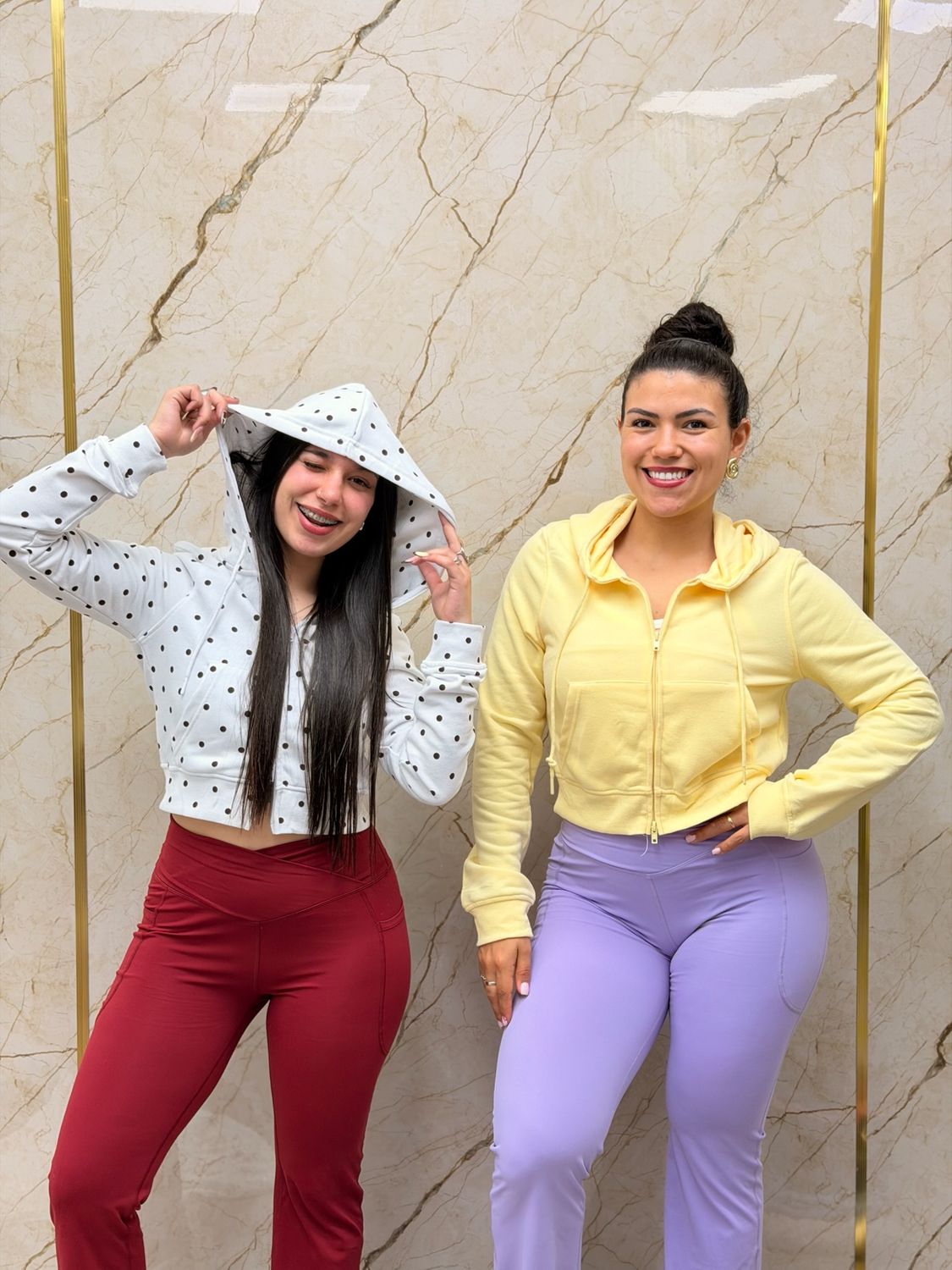 Campera con cierre por mayor ($390 c/u paquete de 6 unidades) Campera con cierre por mayor ($390 c/u paquete de 6 unidades)