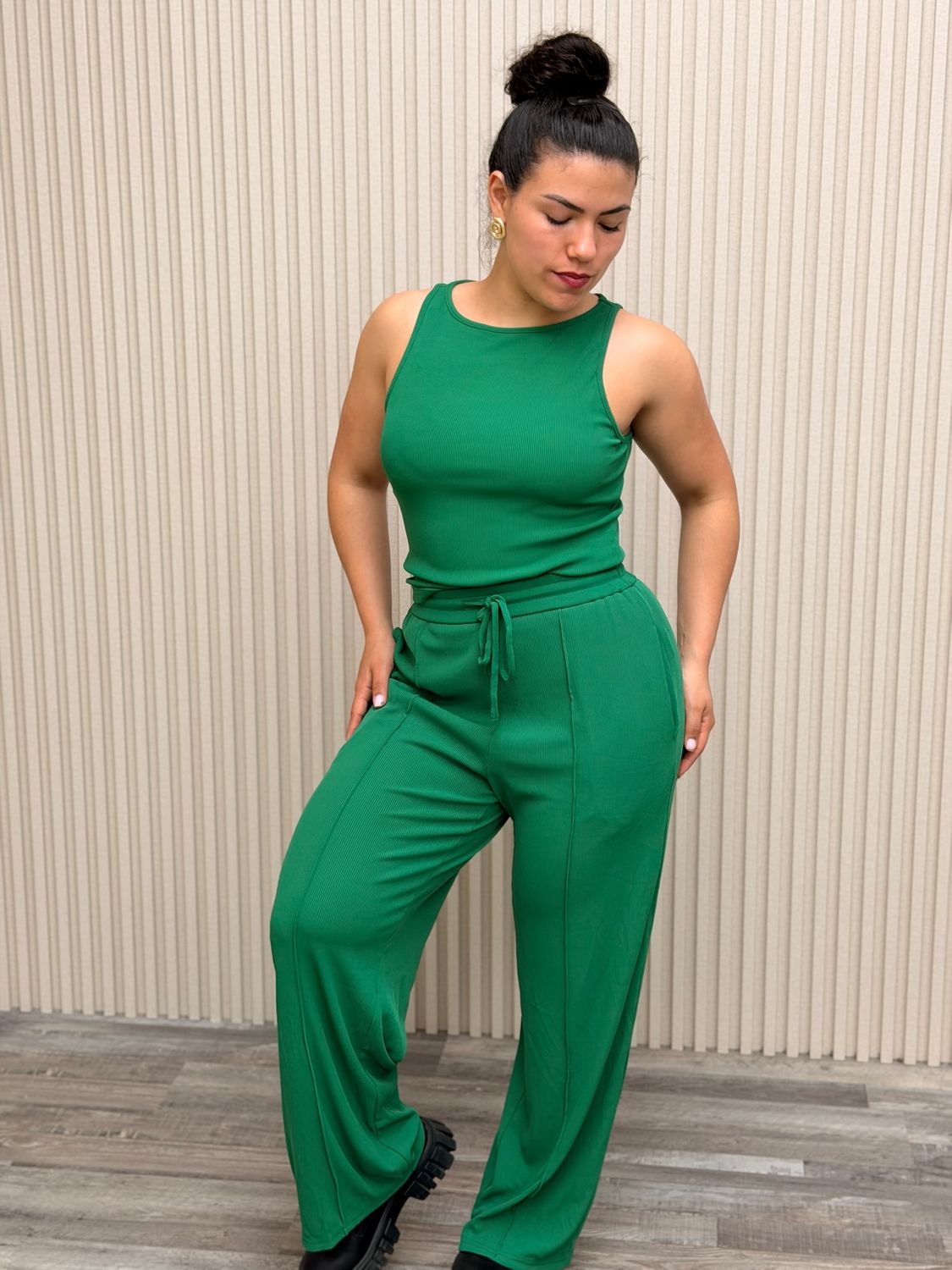 Conjunto de musculosa y palazo por mayor ($490 c/u paquete de 6 unidades)