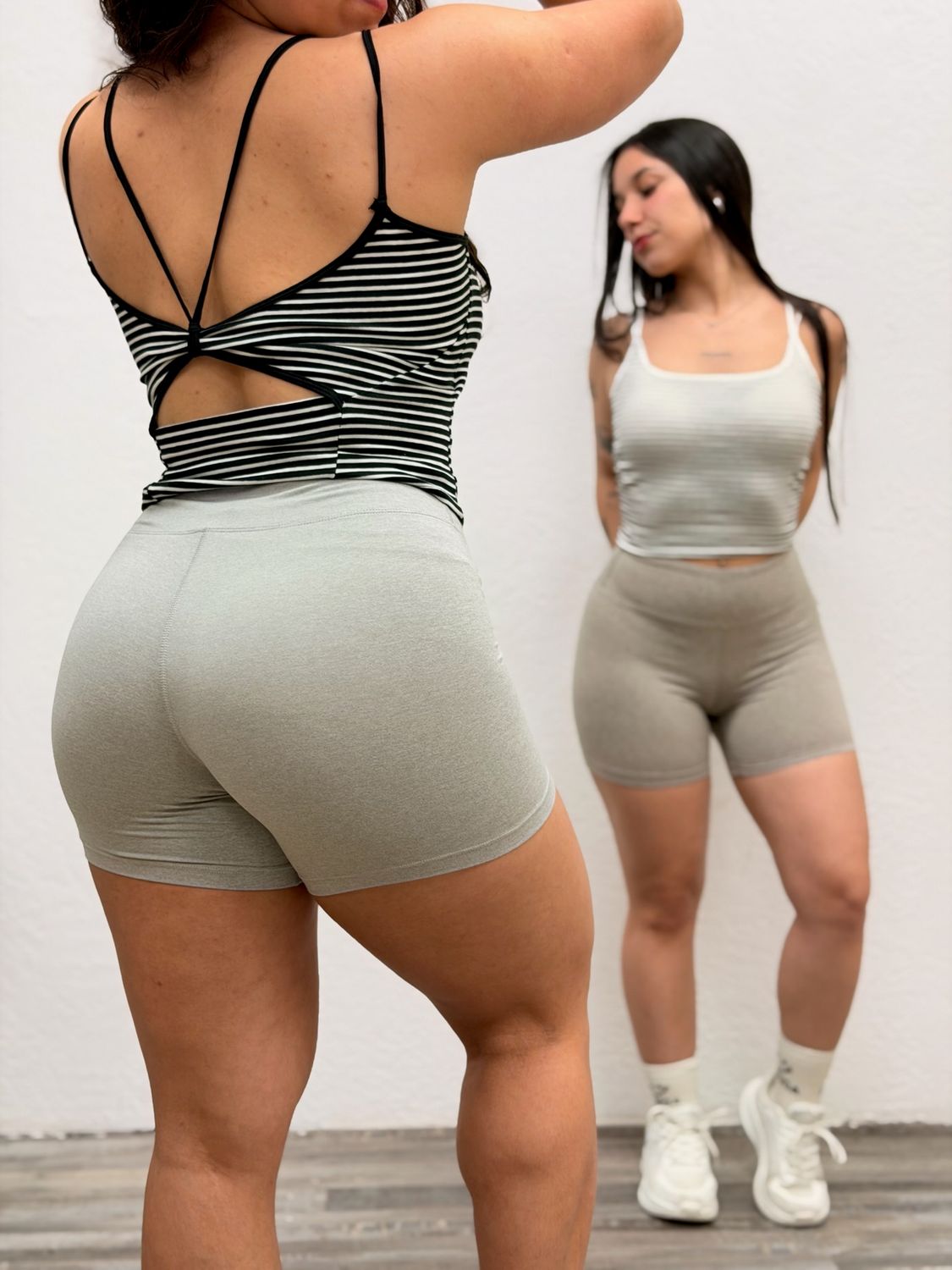 Short deportivo por mayor ($290 c/u paquete de 6 unidades) Short deportivo por mayor ($290 c/u paquete de 6 unidades)