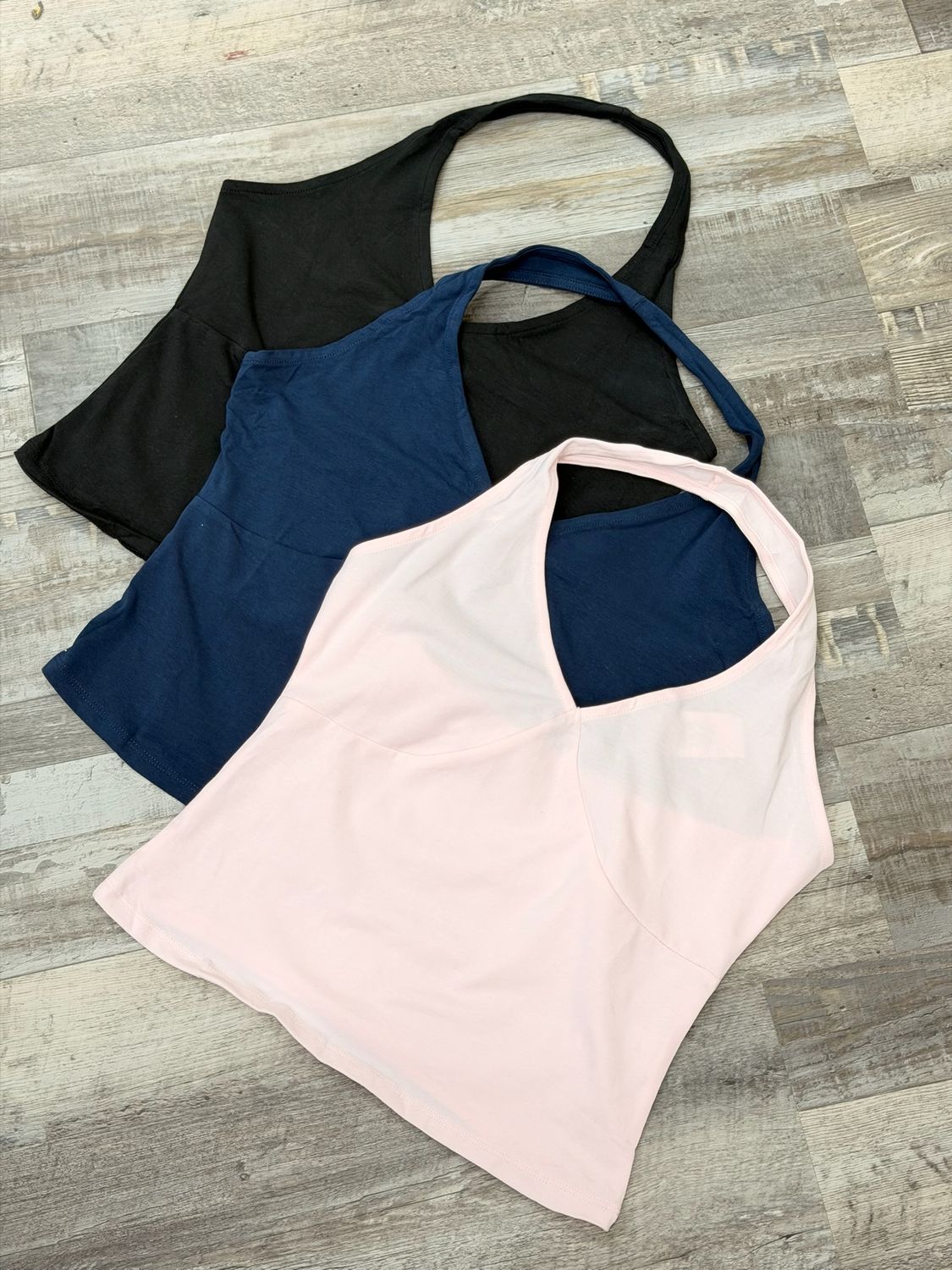Top con breteles al cuello por mayor ($190 c/u paquete de 6 unidades)