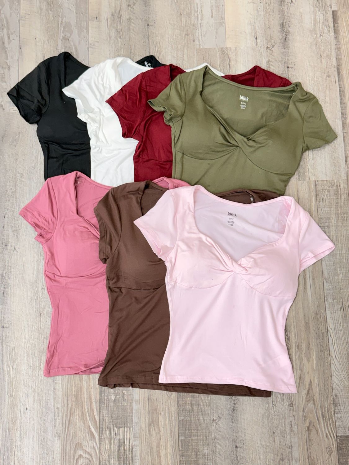 Remera con push up por mayor ($ 190 c/u paquete de 6 unidades)