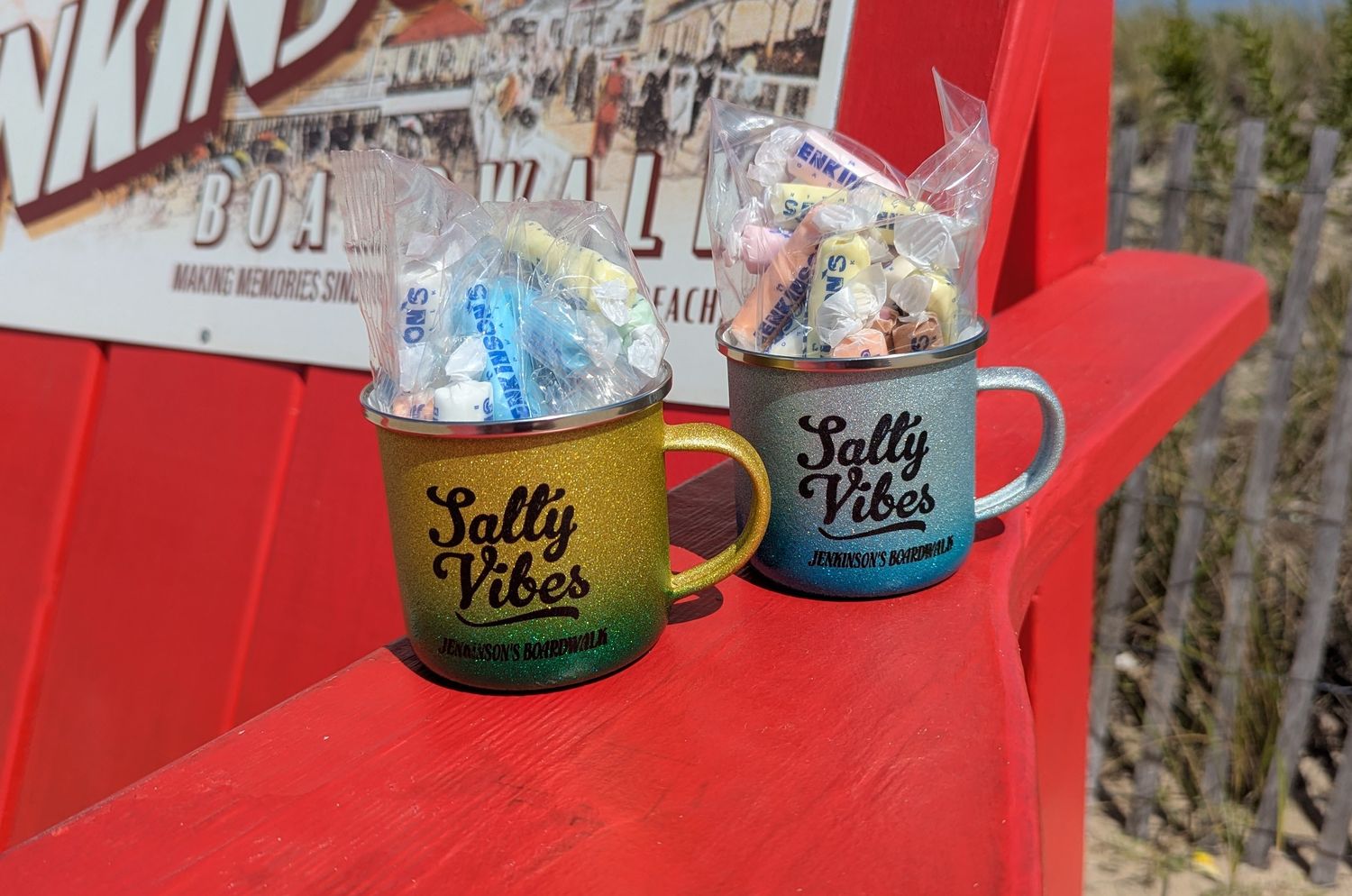 Glitter Mug with Taffy