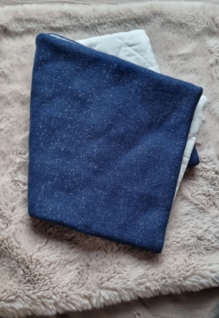 Moyenne Couverture Bleu brillant Moyenne Couverture Bleu brillant