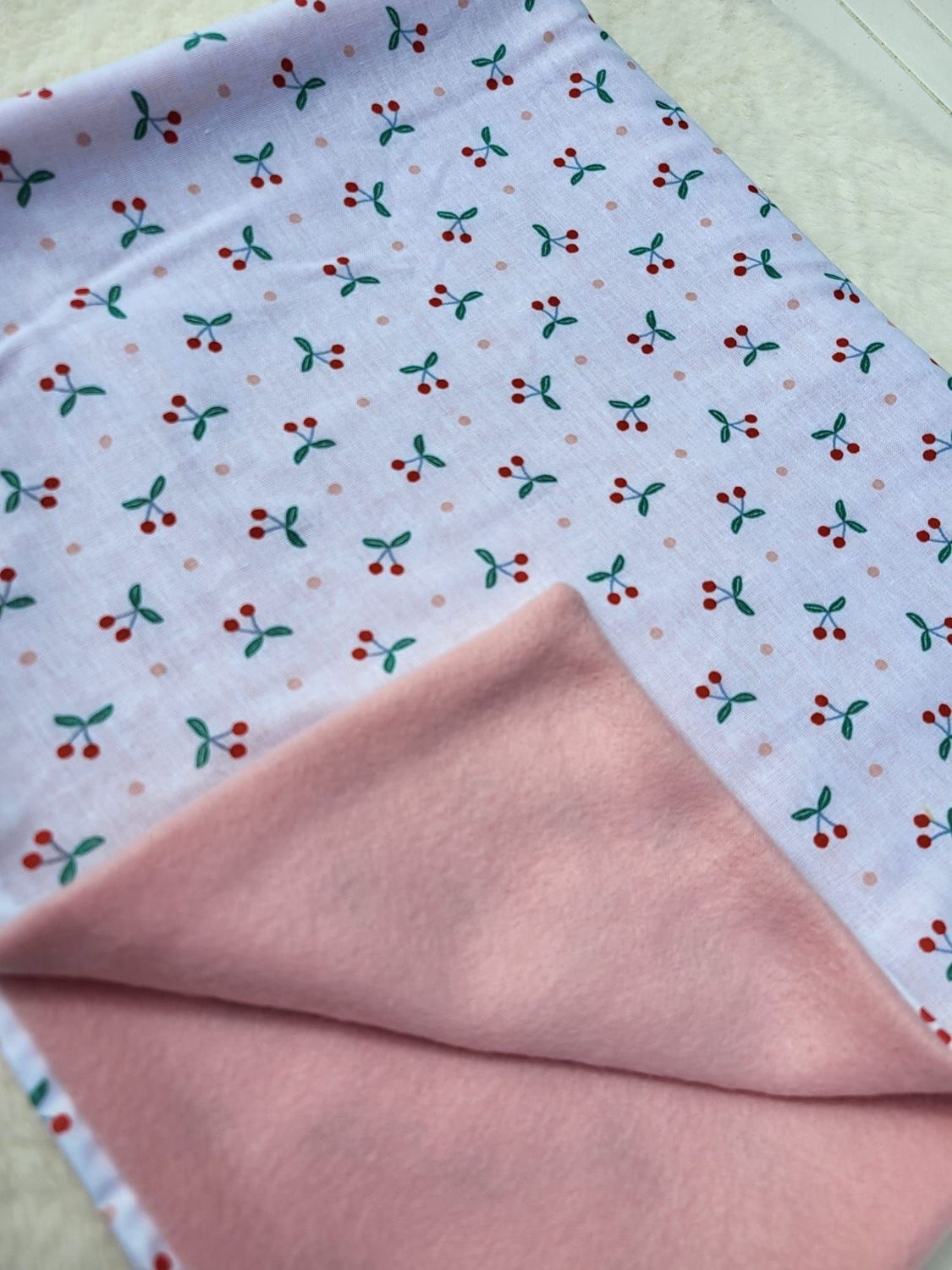 Couverture - Cherry Couverture - Cherry
