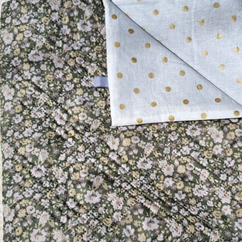 Détail couverture pour chat Floraux Vert réversible