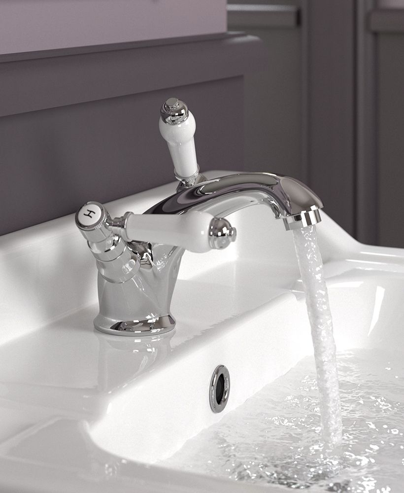 SONAS Traditional Lever Basin Mixer Chrome