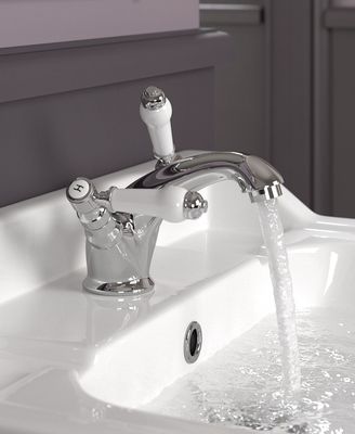 SONAS Traditional Lever Basin Mixer Chrome