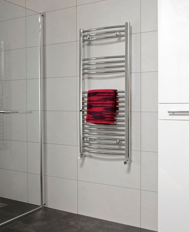 SONAS Curved Chrome Heated Towel Rail
