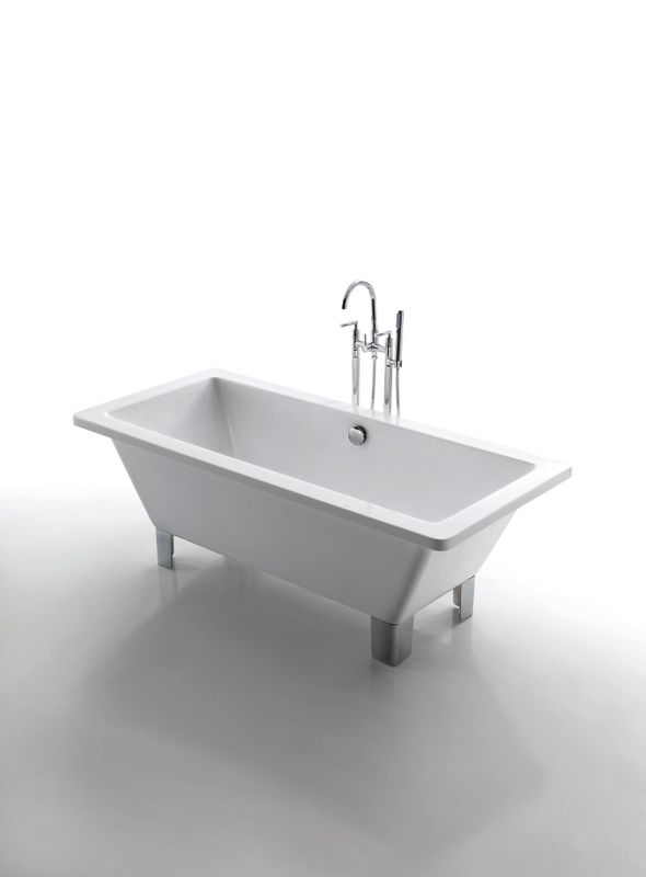 Earl 1700X750mm Freestanding Bath White &amp; Chrome Legs (ONLY 3 IN STOCK)