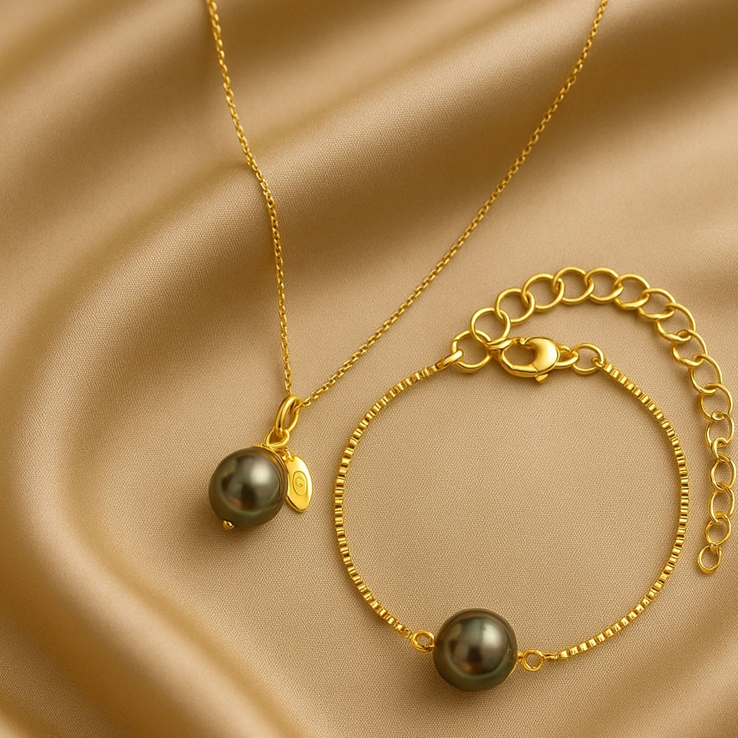 Schmuckset mit Tahiti-Perlen – Kette & Armband