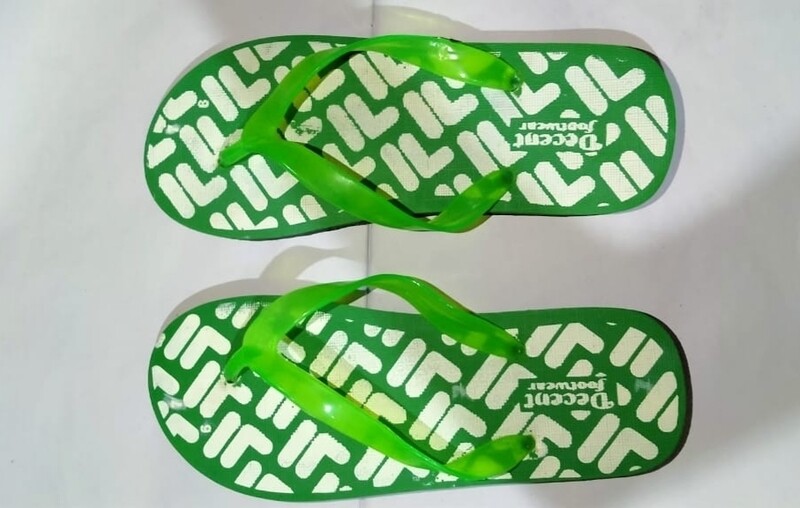Decent spacial male and female slipper